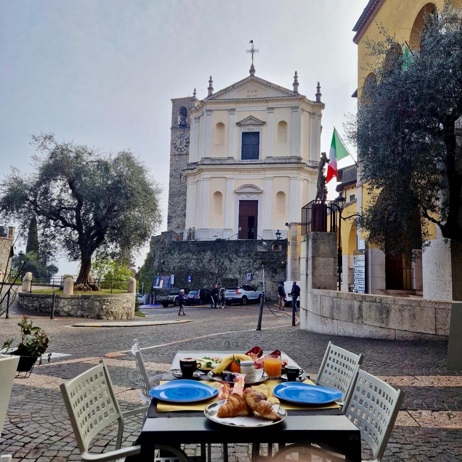 B&B Al Vittoriale Da Maja Gardone Riviera Exterior photo